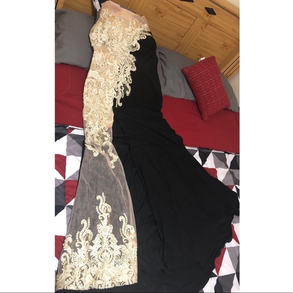 Luxury night and prom dress - Picture 3 of 3